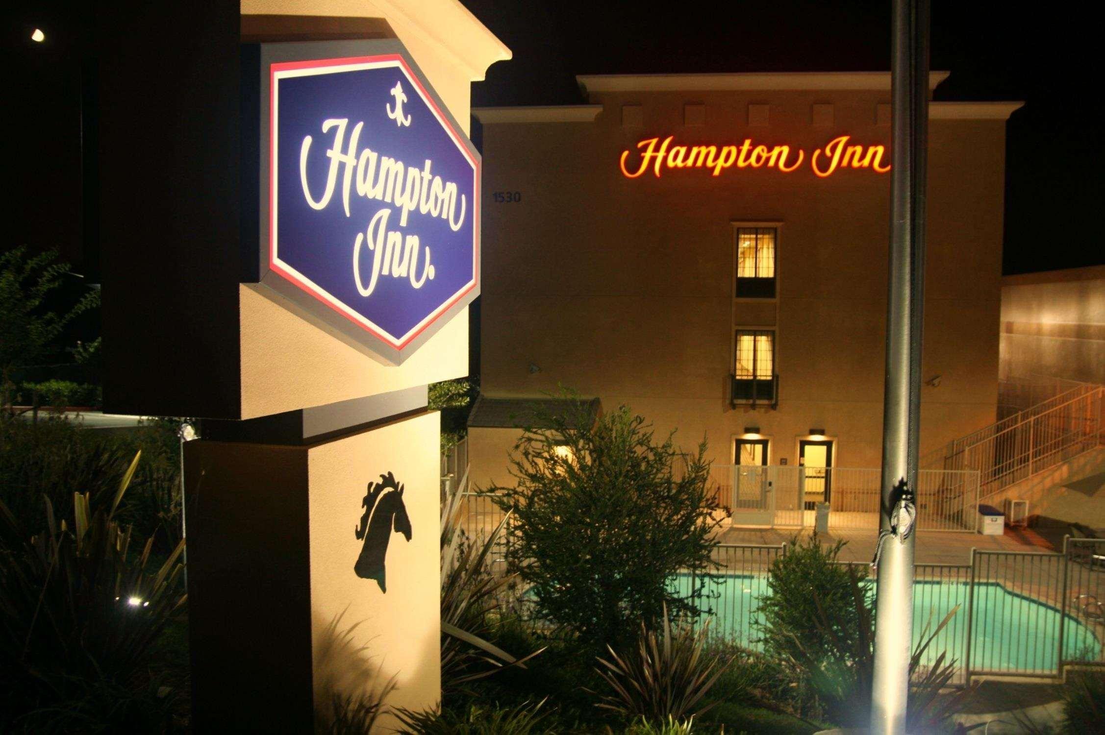 Hampton Inn Norco/Corona Экстерьер фото