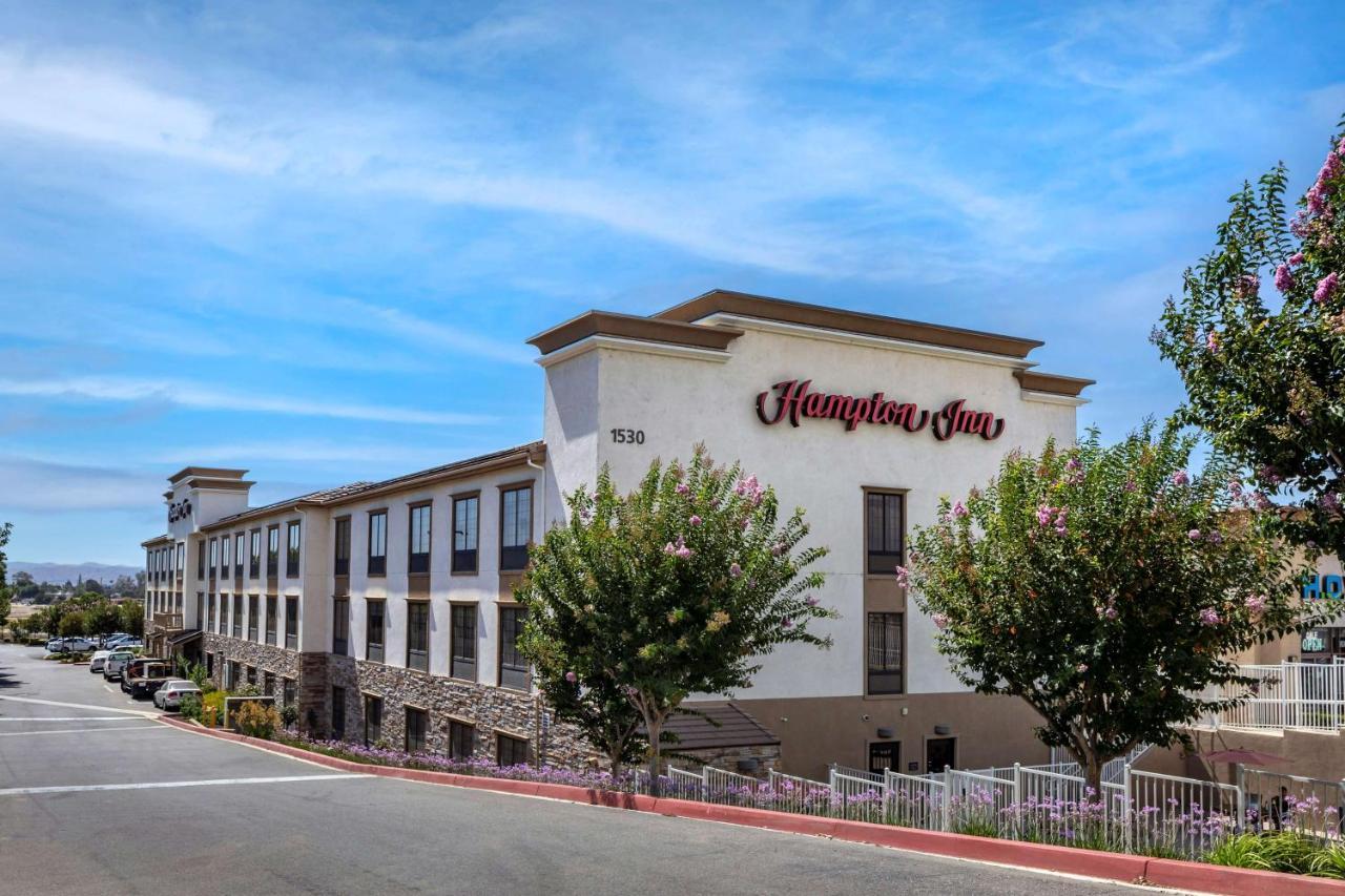 Hampton Inn Norco/Corona Экстерьер фото