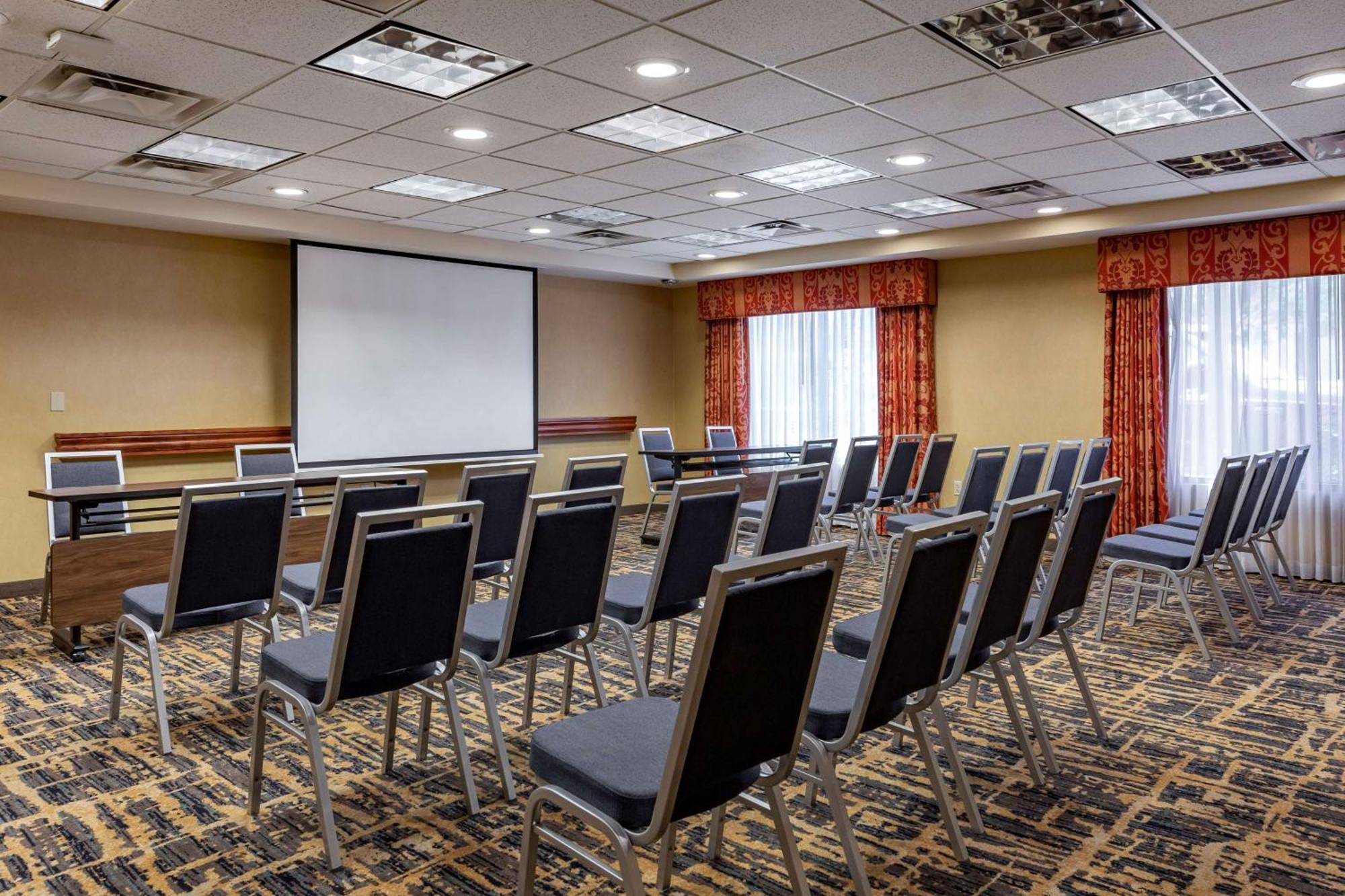 Hampton Inn Norco/Corona Экстерьер фото