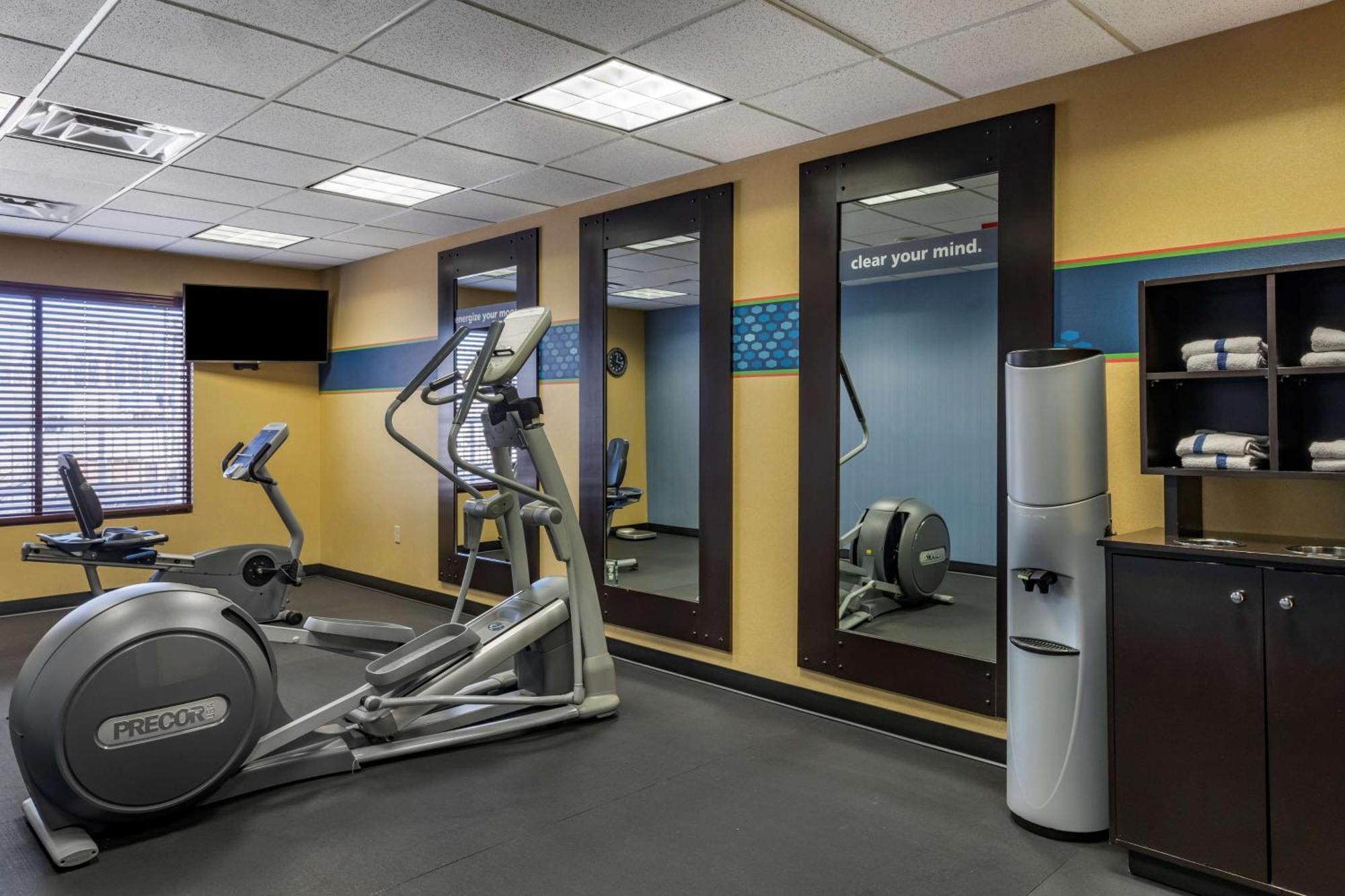 Hampton Inn Norco/Corona Экстерьер фото